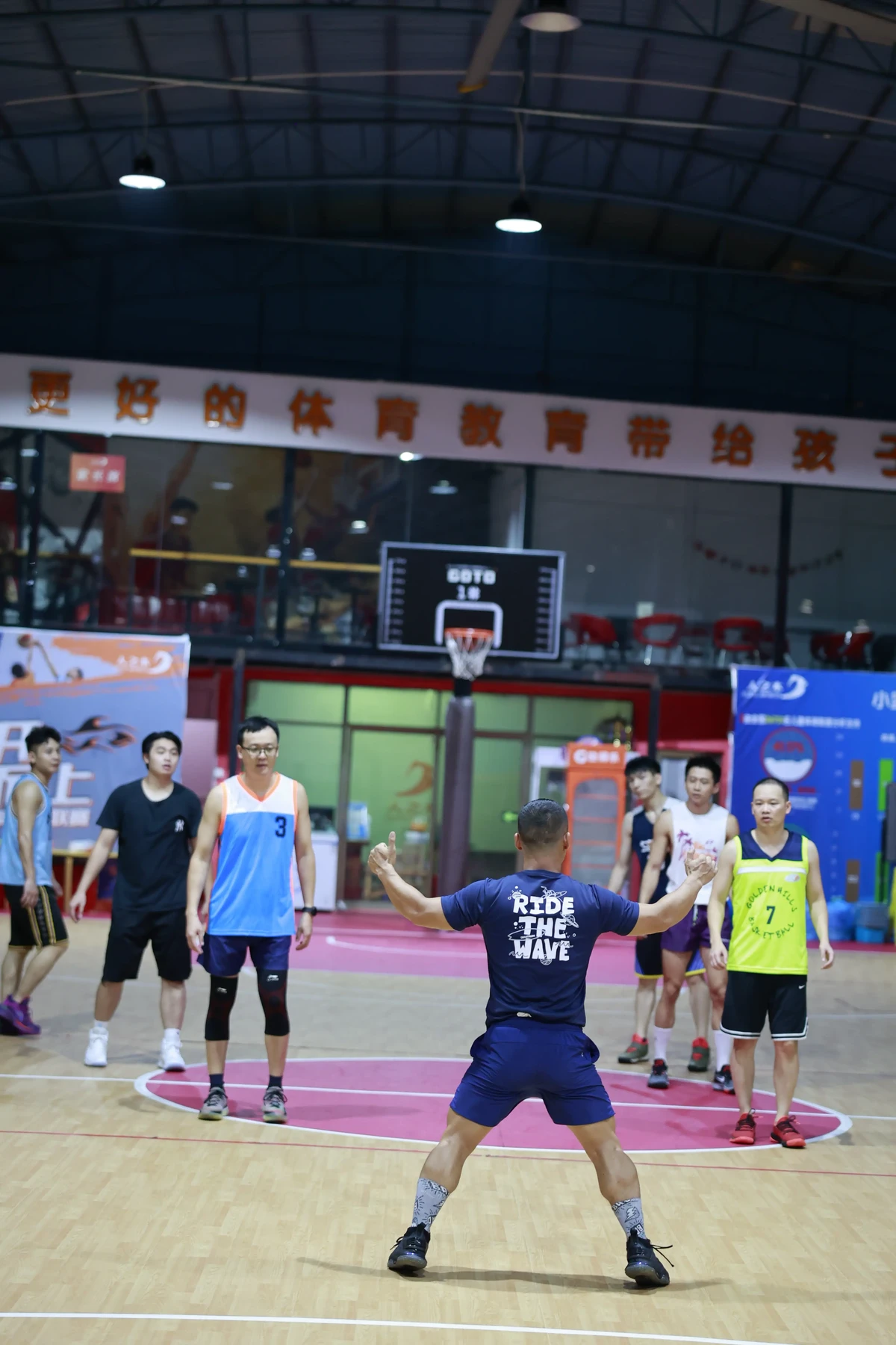 业余篮球爱好者如何借助智能反馈提高比赛表现_0
